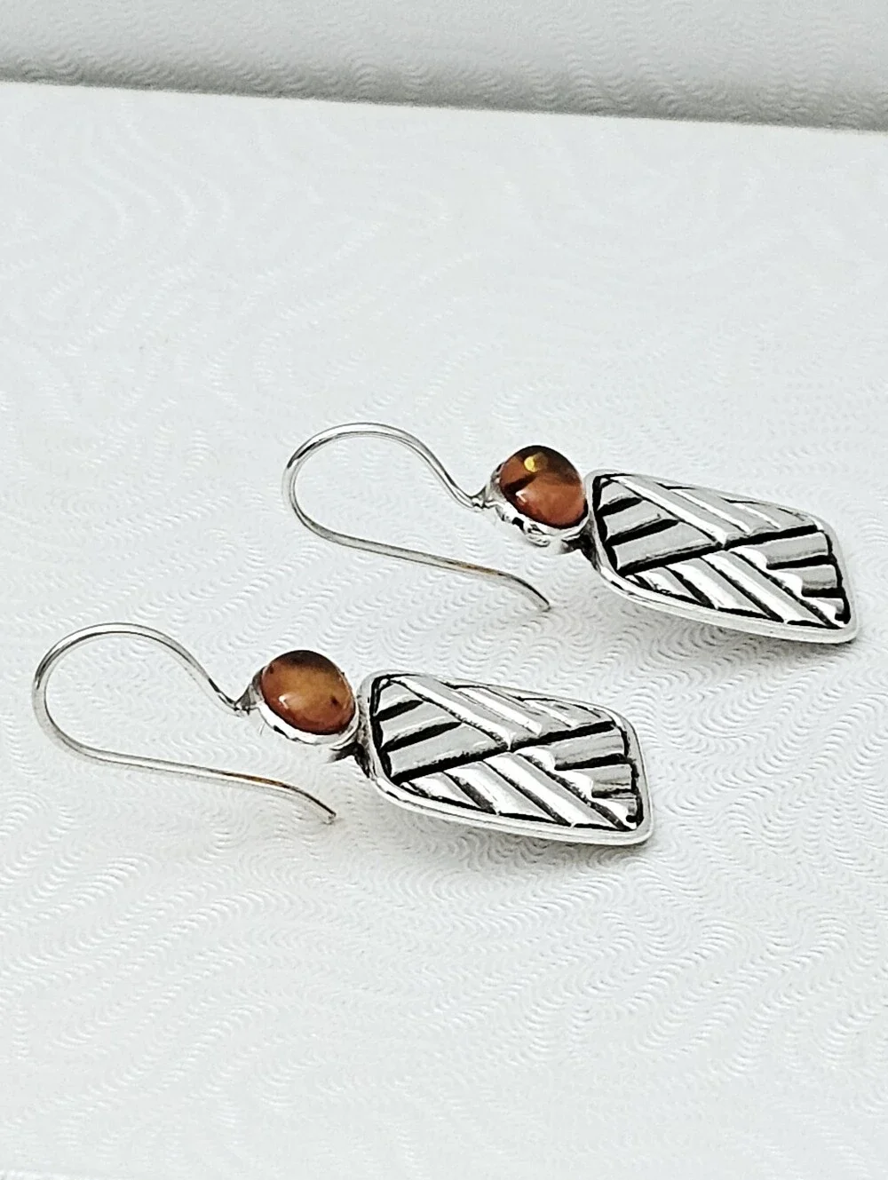 Silpada Rare Sterling Silver Amber Cabochon Rectangular Chevron Earrings W1451